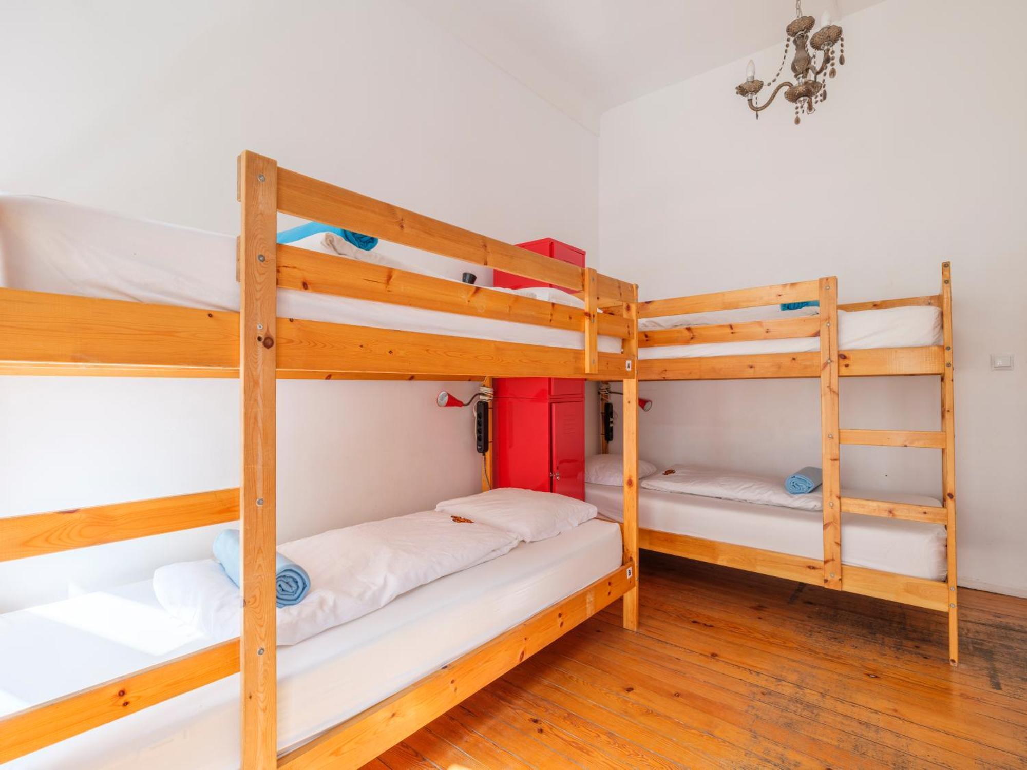Lisbon Chillout Hostel Экстерьер фото